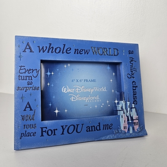 Disney Parks picture frame Aladdin - Picture 6 of 10